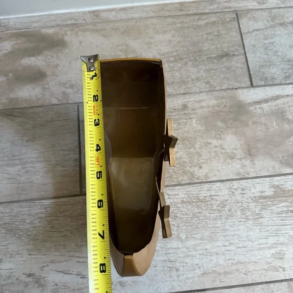 Gold Tone Crescent Moon Decor with Stars planter - Picture 7 of 7